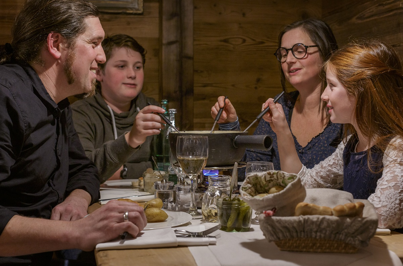 Fondueplausch_Familie_Hirschen-Horn